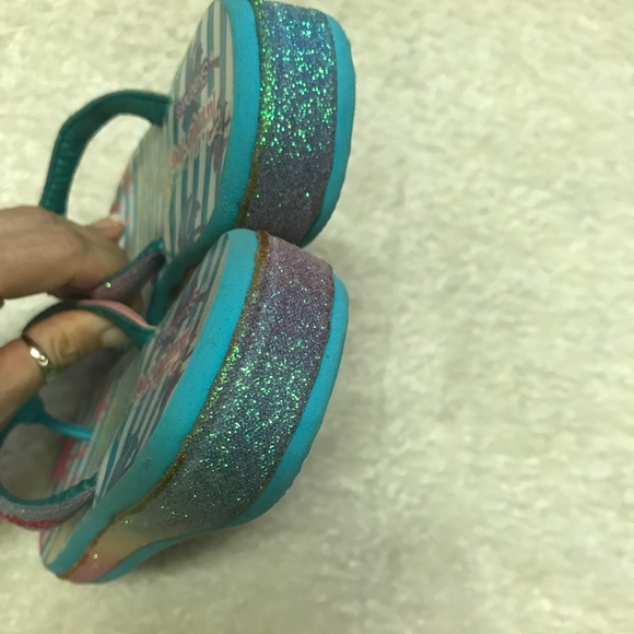 SKECHERS Twinkle Toes Beach Life sandal. - Picture 5 of 7